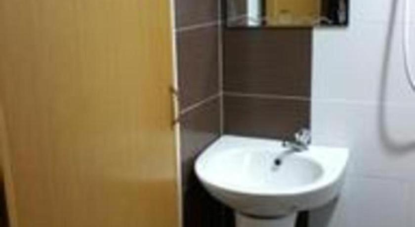 Golden Night Hotel Subang Jaya Dış mekan fotoğraf